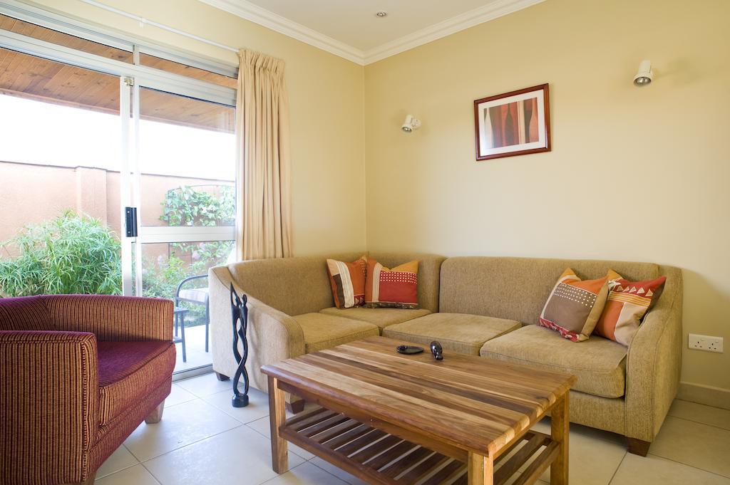 Shakespeare Court Serviced Apartments Lusaka Bilik gambar